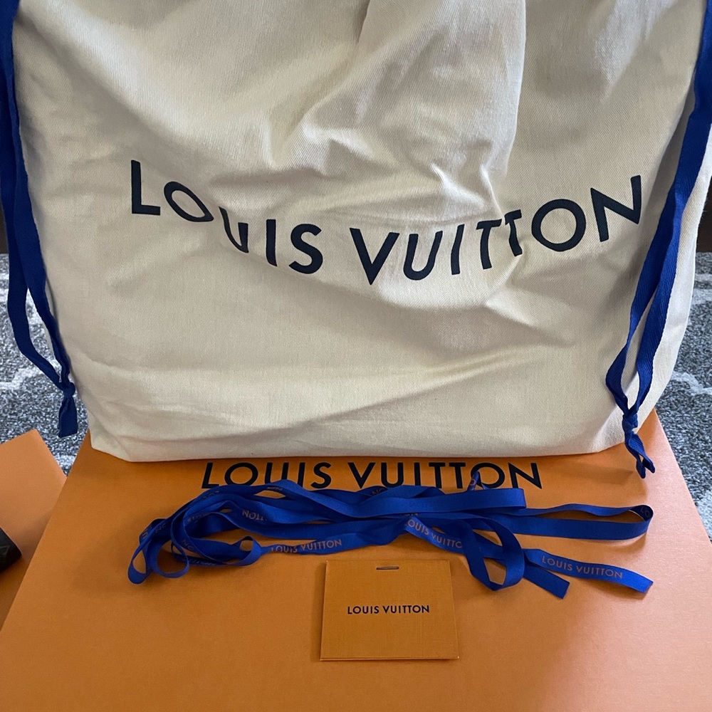 Louis Vuitton Monogram Graceful MM 
*bag only* - Picture 5 of 12
